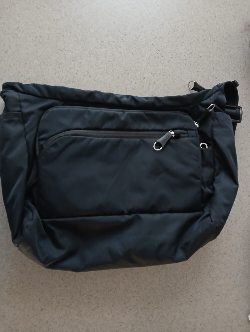 Pacsafe Ebags Black Nylon Travel Crossbody Shoulder Bag.